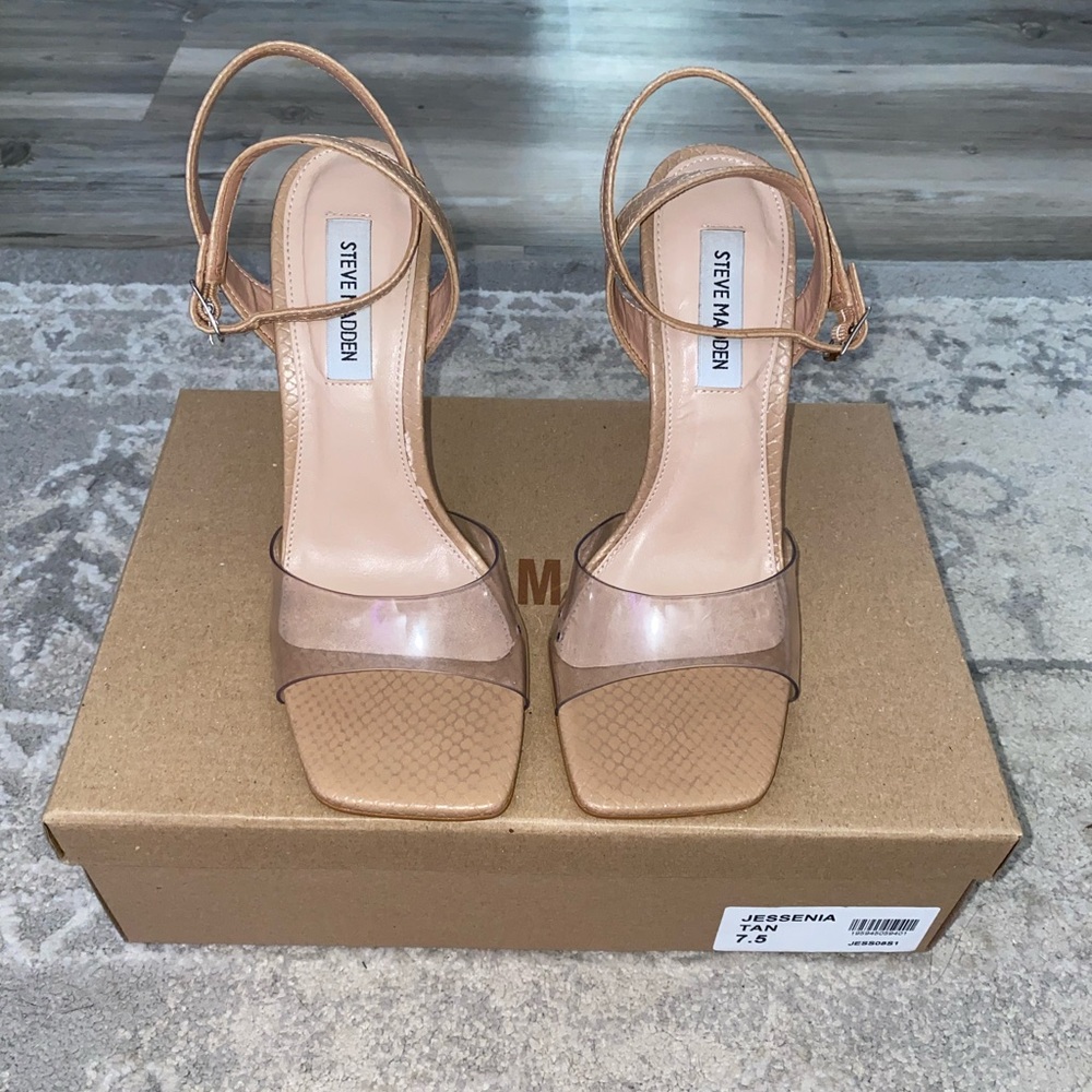 Steve Madden Nude Heels